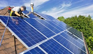 Service d'installation de photovoltaïque et tuiles photovoltaïques à Montbert